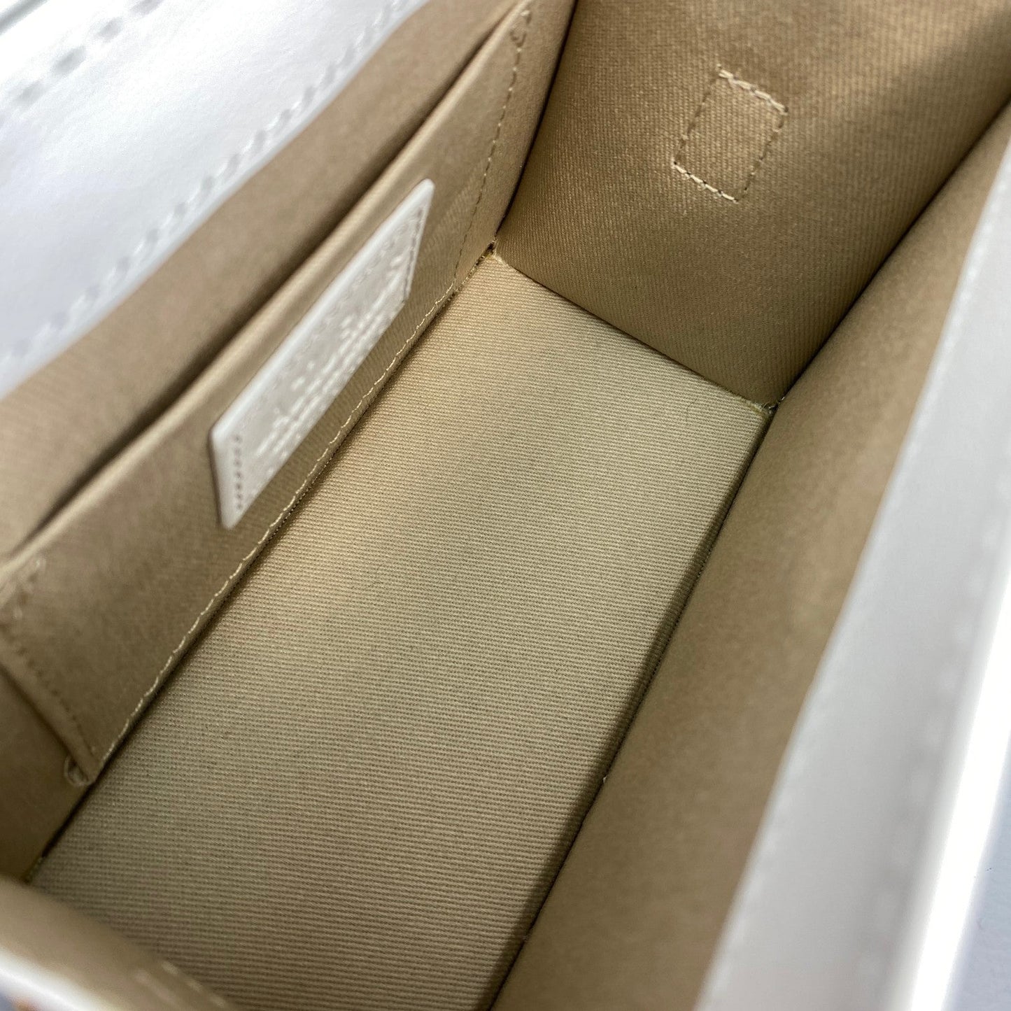 Le Chiquito Medium White