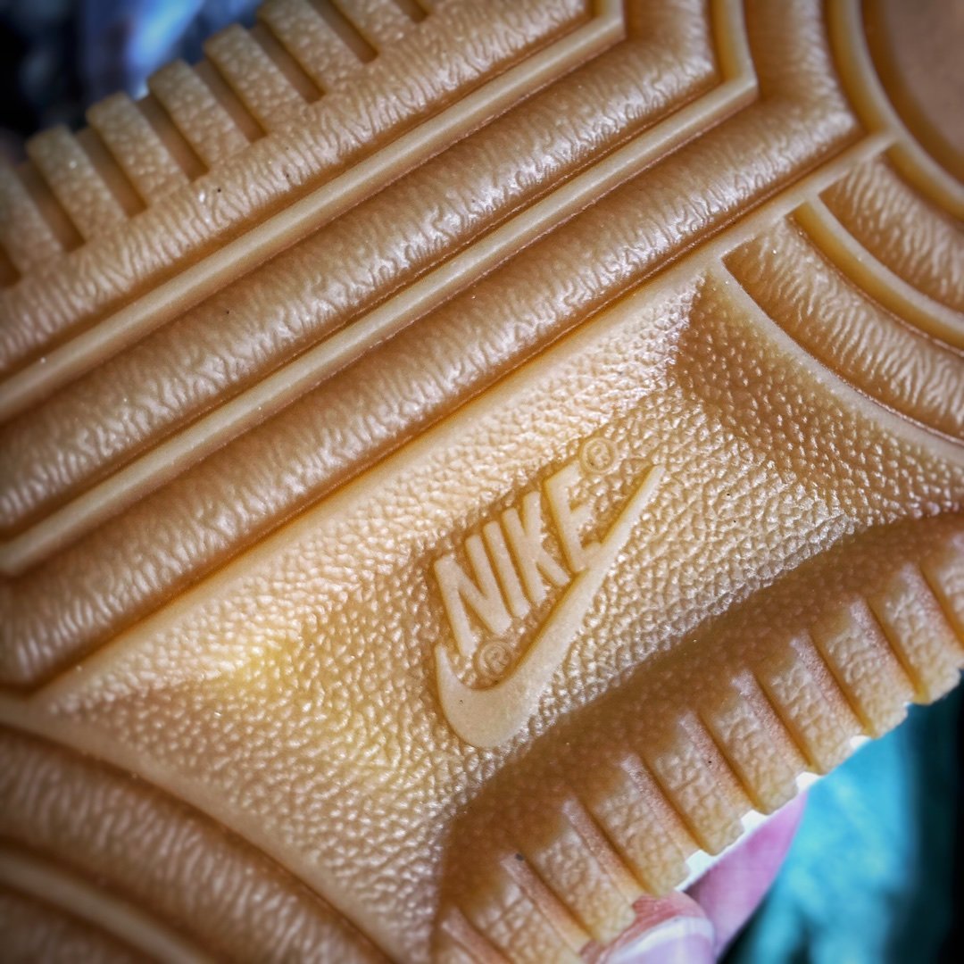 Travis Scott x Nike Air Force 1 - whatever on