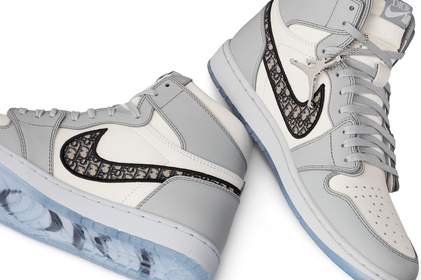 Air Jordan 1 Retro High X Dior - whatever on