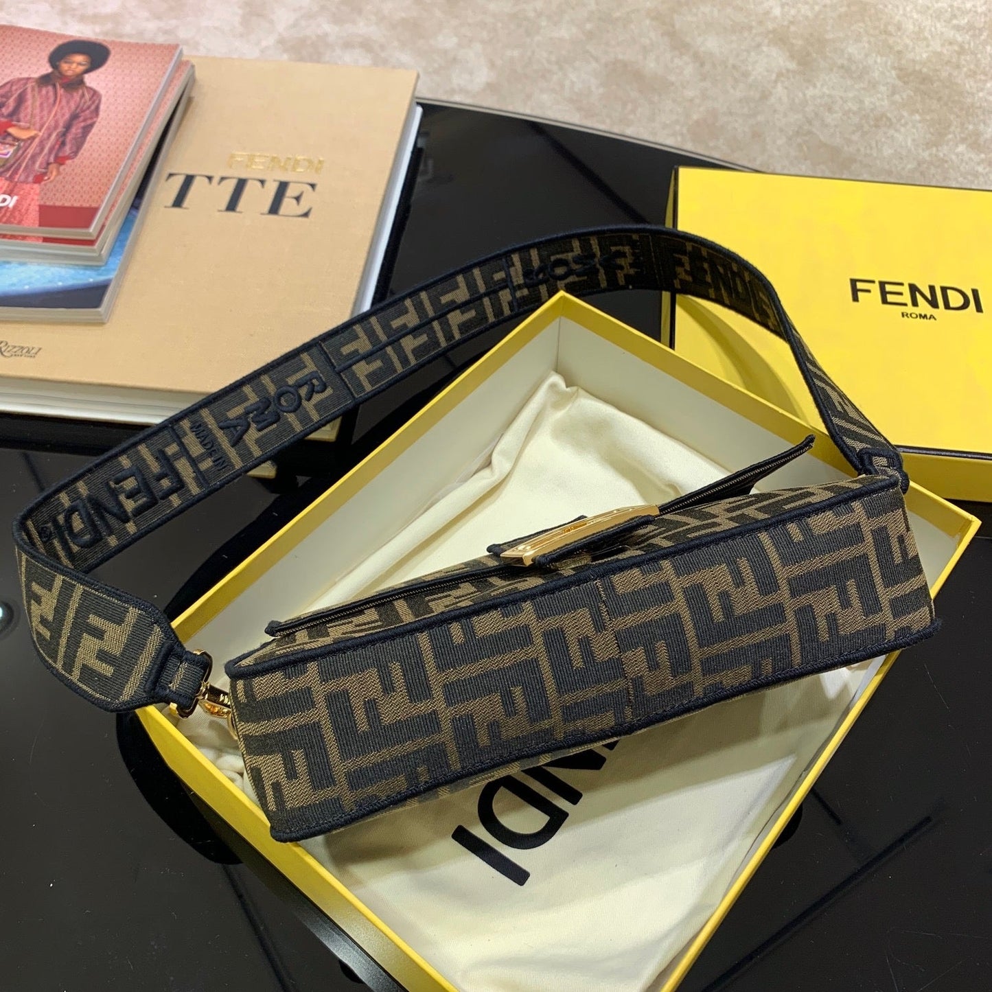 Baguette Bag