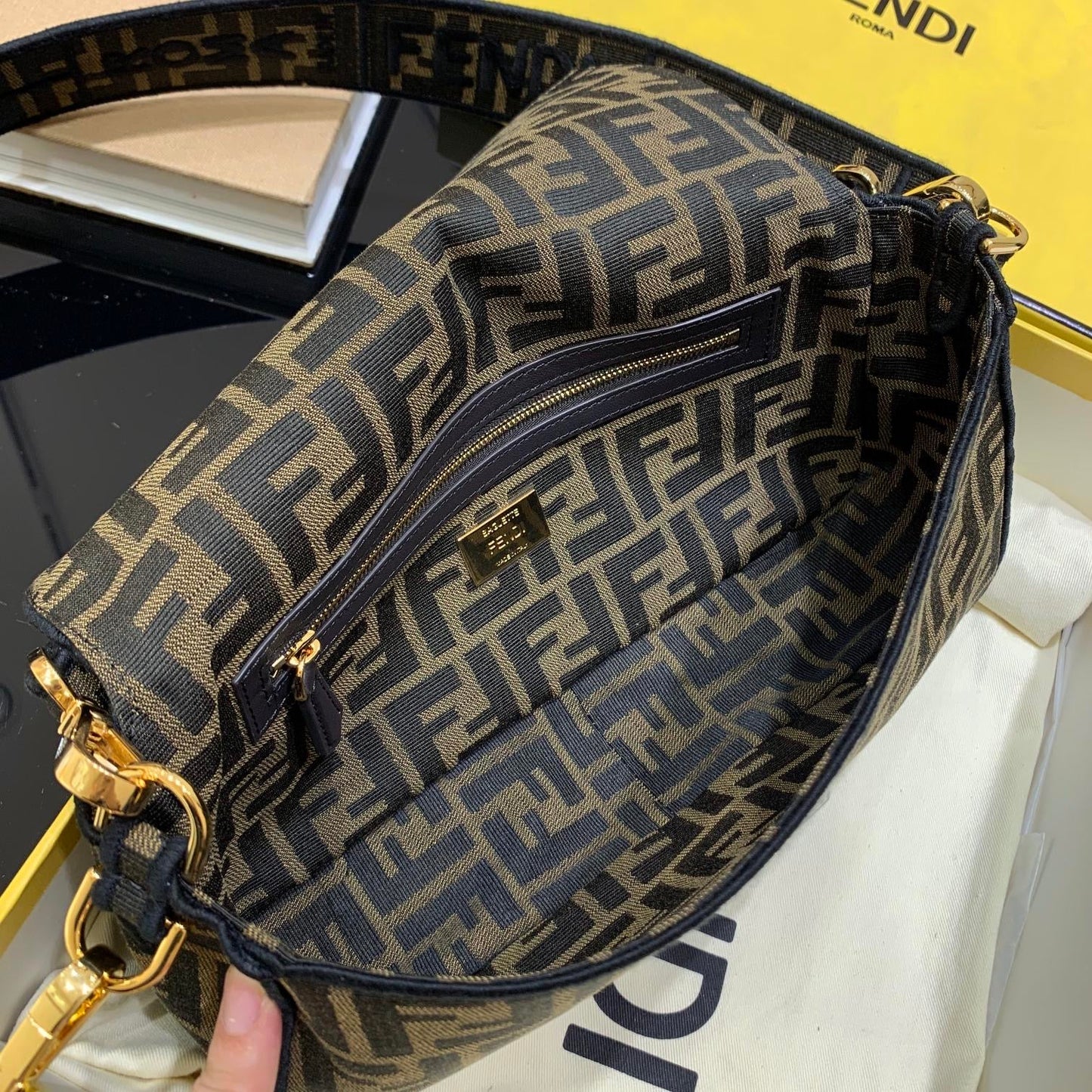 Baguette Bag