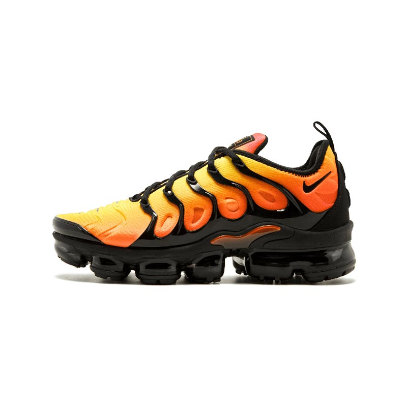 Vapormax Plus - whatever on