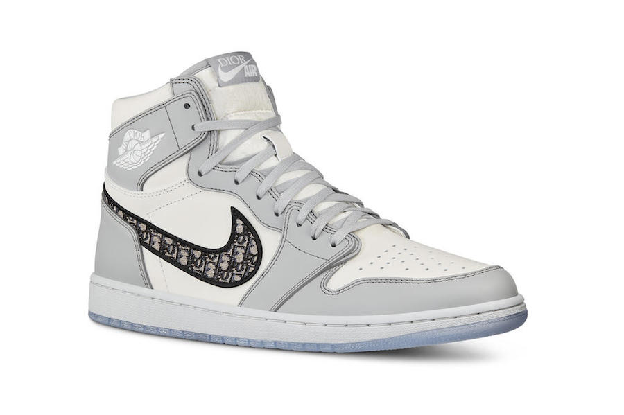 Air Jordan 1 Retro High X Dior - whatever on