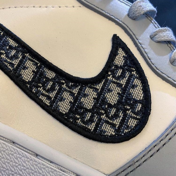 Air Jordan 1 Retro High X Dior - whatever on