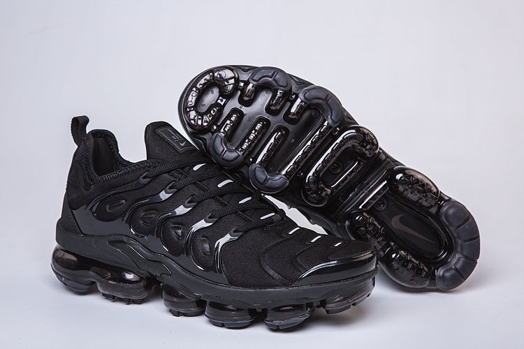 Vapormax Plus - whatever on