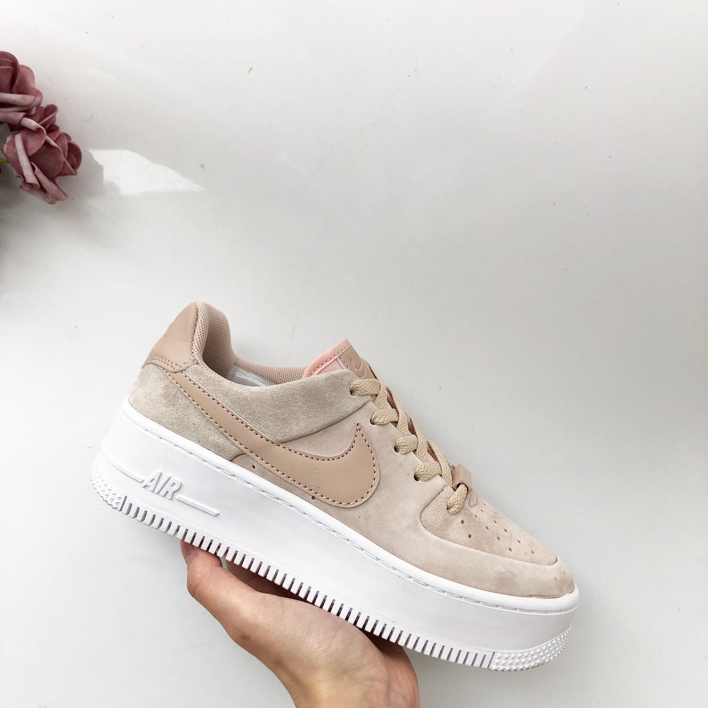 Air Force 1 SAGE LOW LX Camel - whatever on