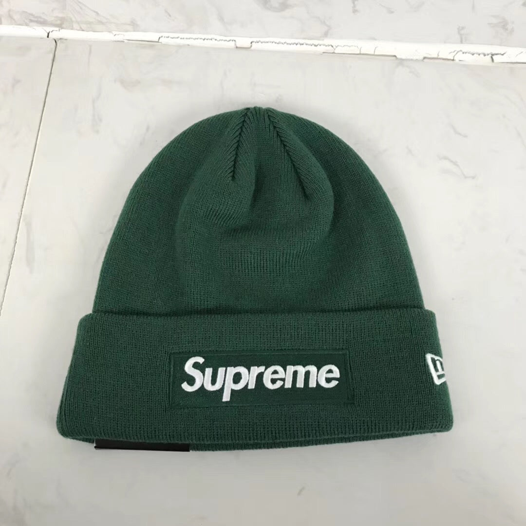 18FW Box Logo Beanie - whatever on 