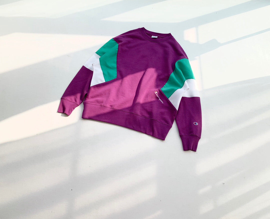 C  Three Colours Sweatshirt - whatever on 