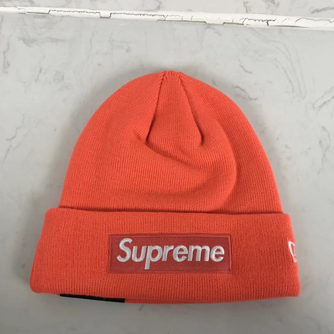 18FW Box Logo Beanie - whatever on 
