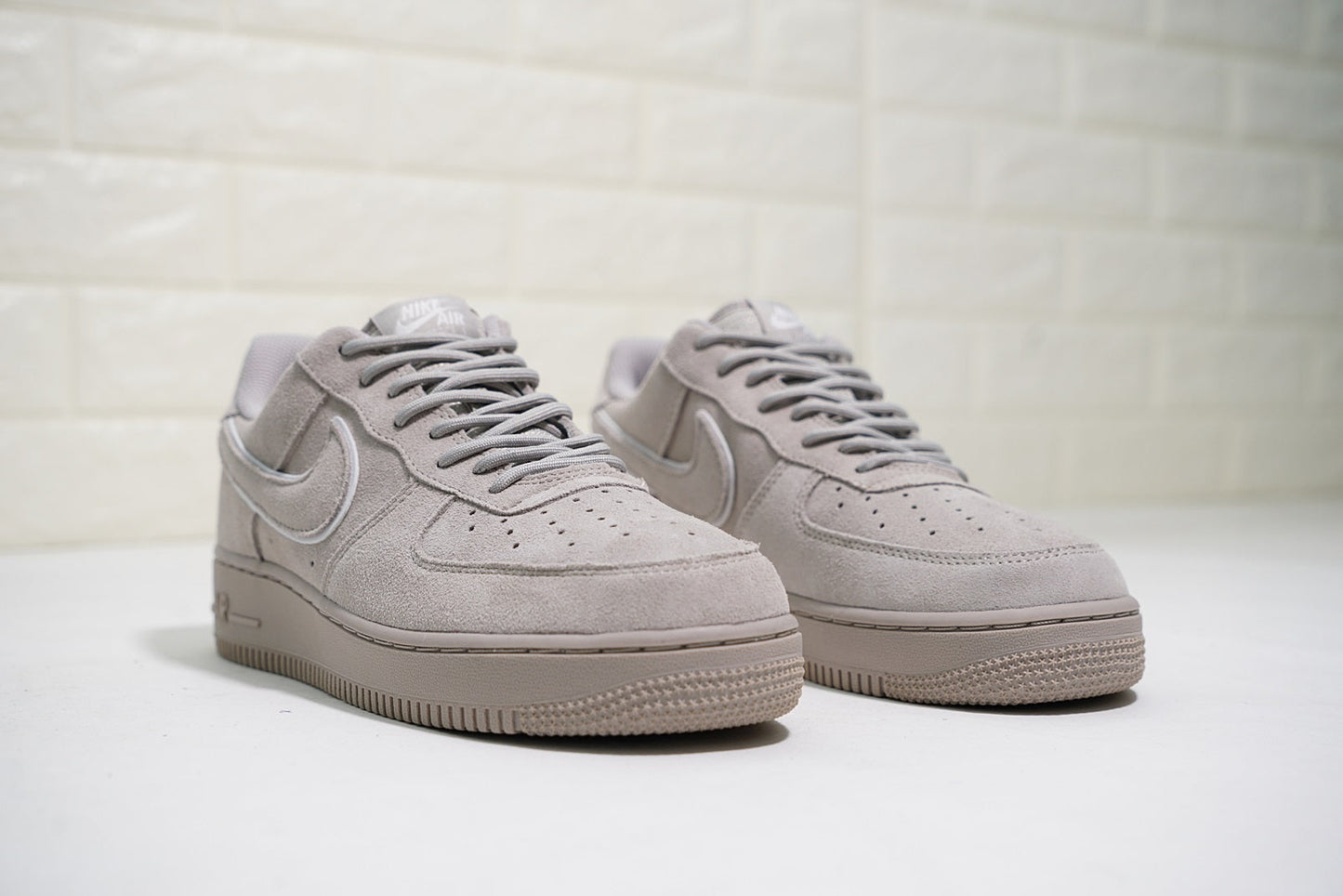 Air Force 1 07 LV8 Suede 2018 - whatever on 