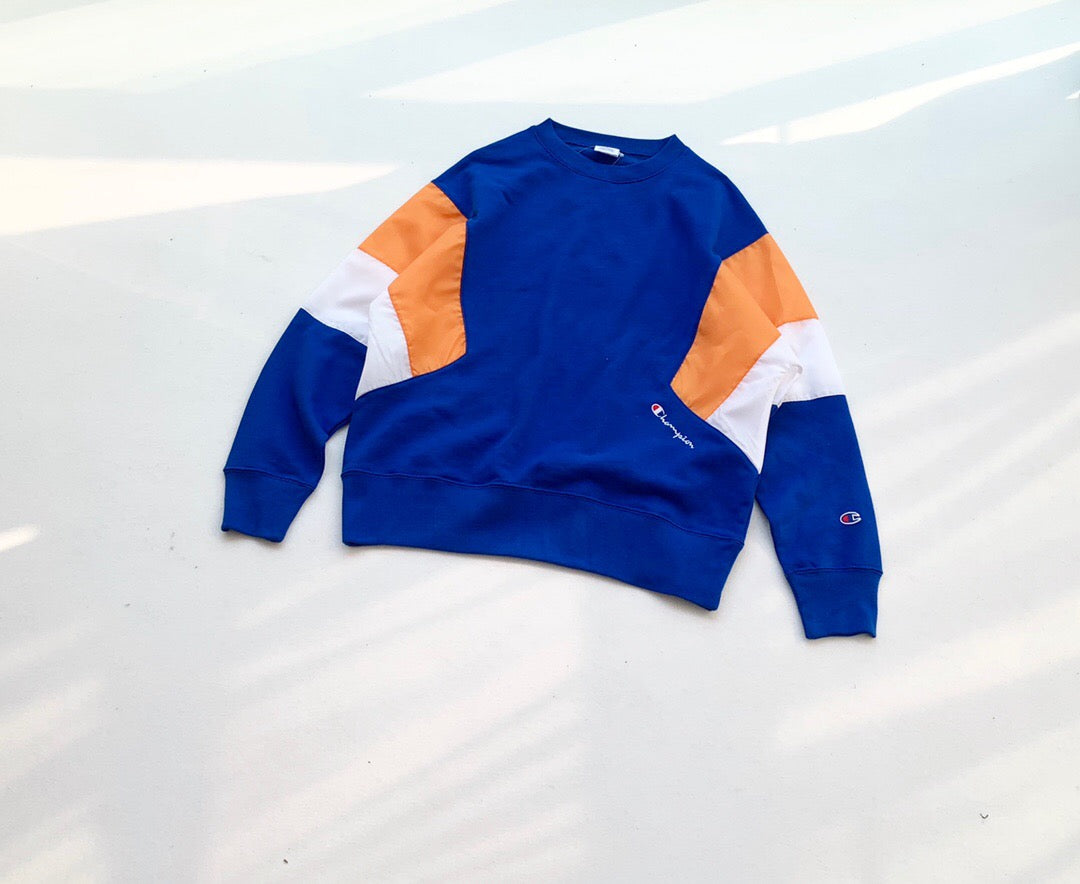 C  Three Colours Sweatshirt - whatever on 
