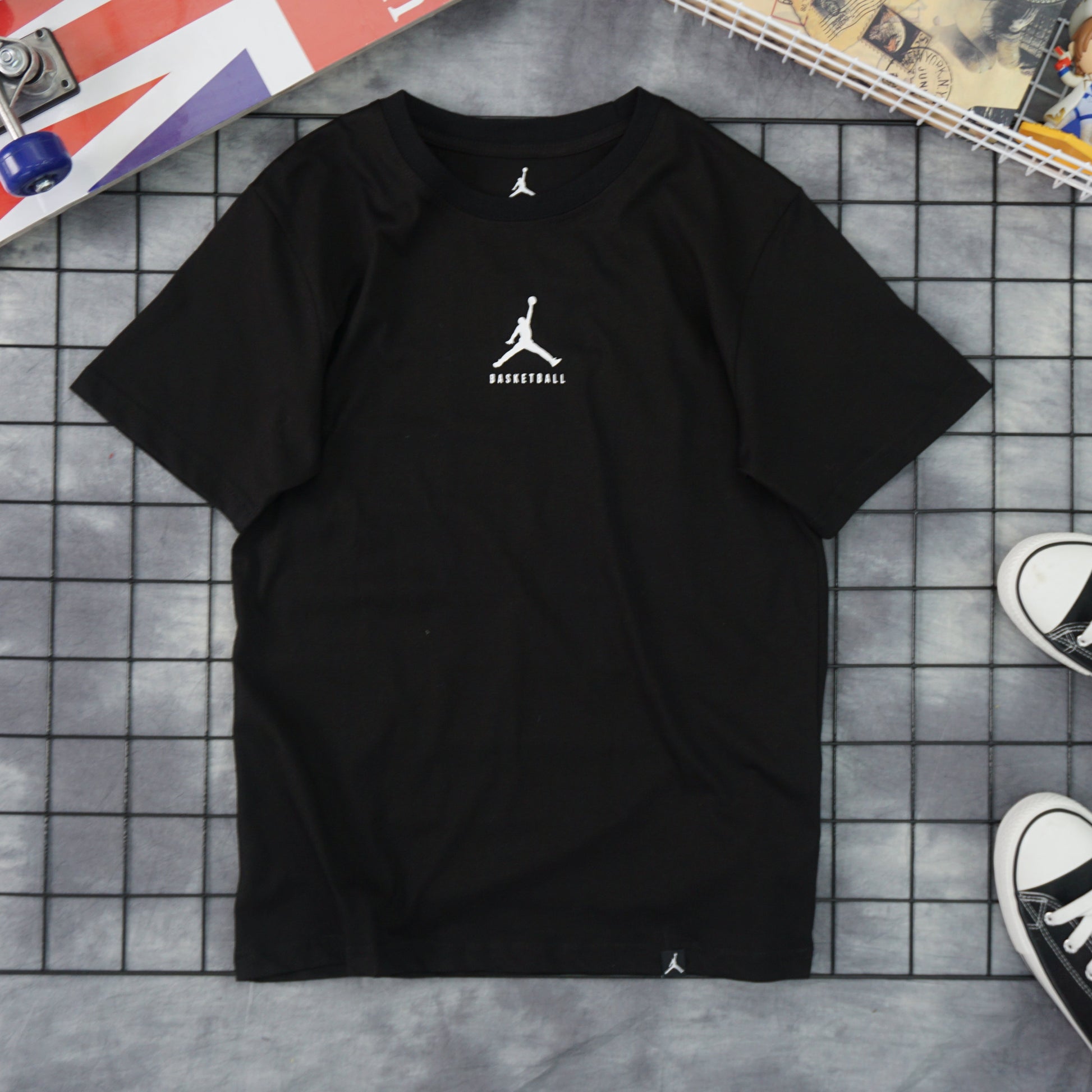 N Jordan Basketcall Tee - whatever on 