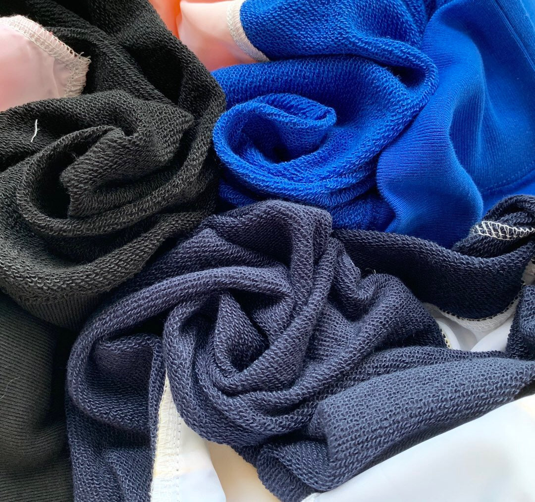 C  Three Colours Sweatshirt - whatever on 