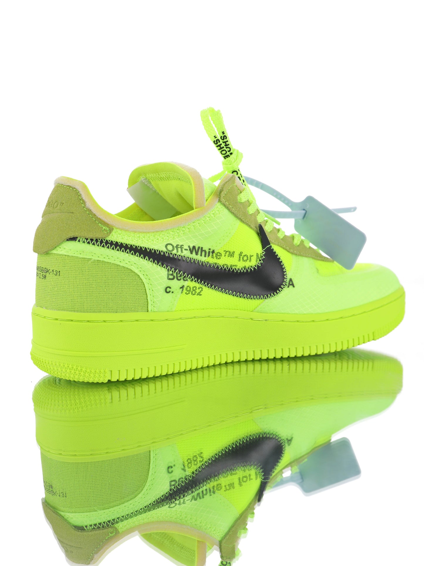 Off-White x Air Force 1 “Fluorescent green” - whatever on 