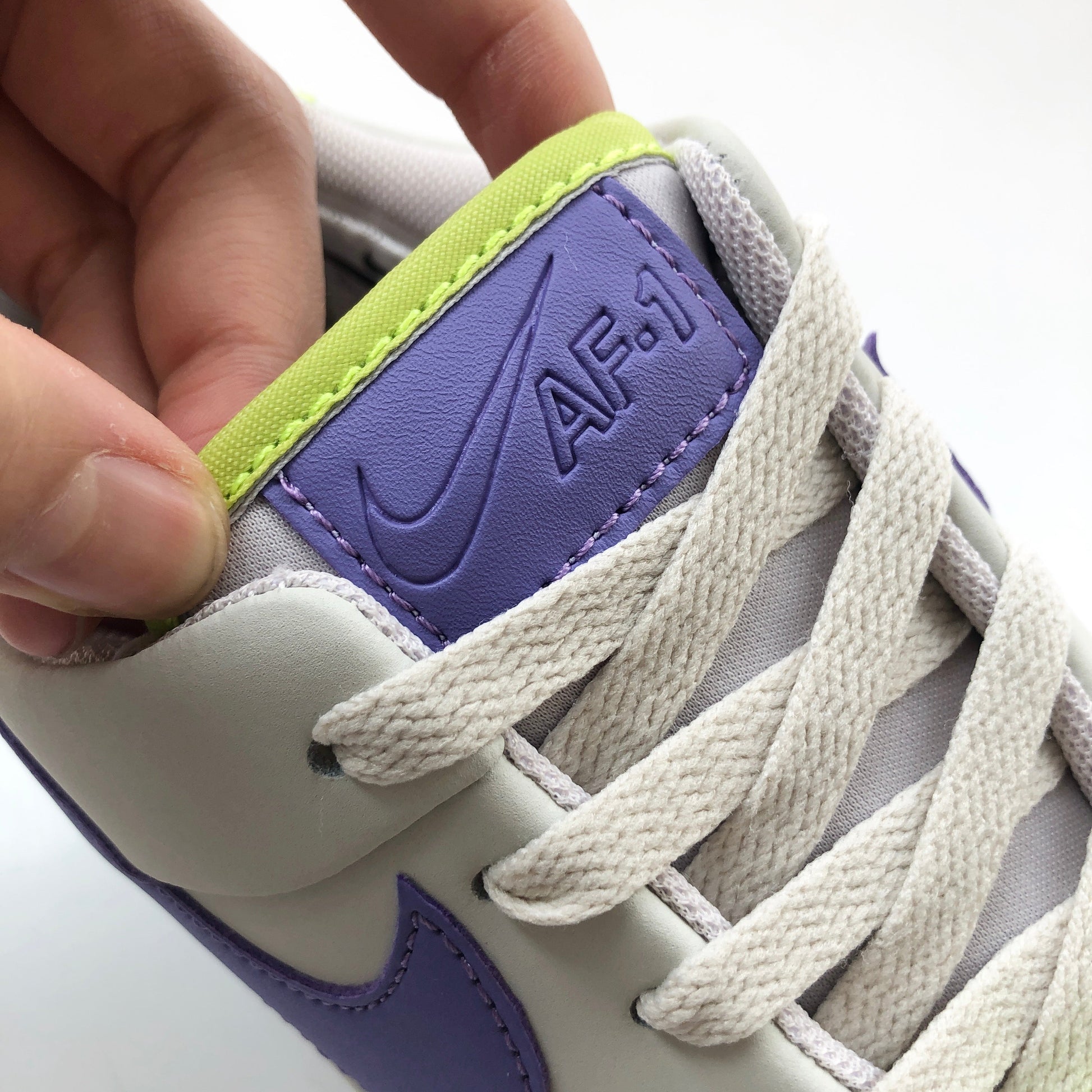 Air Force 1 SAGE LOW LX Purple - whatever on 