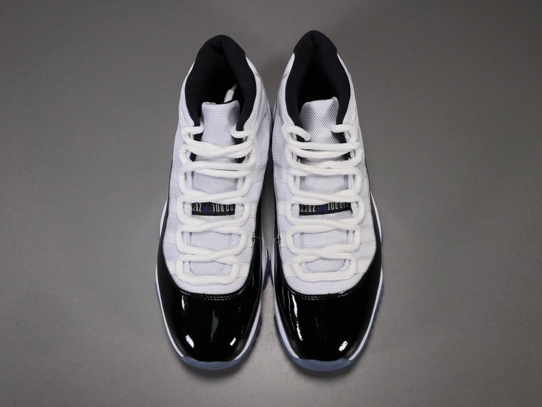 Air Jordan 11 Concord - whatever on 