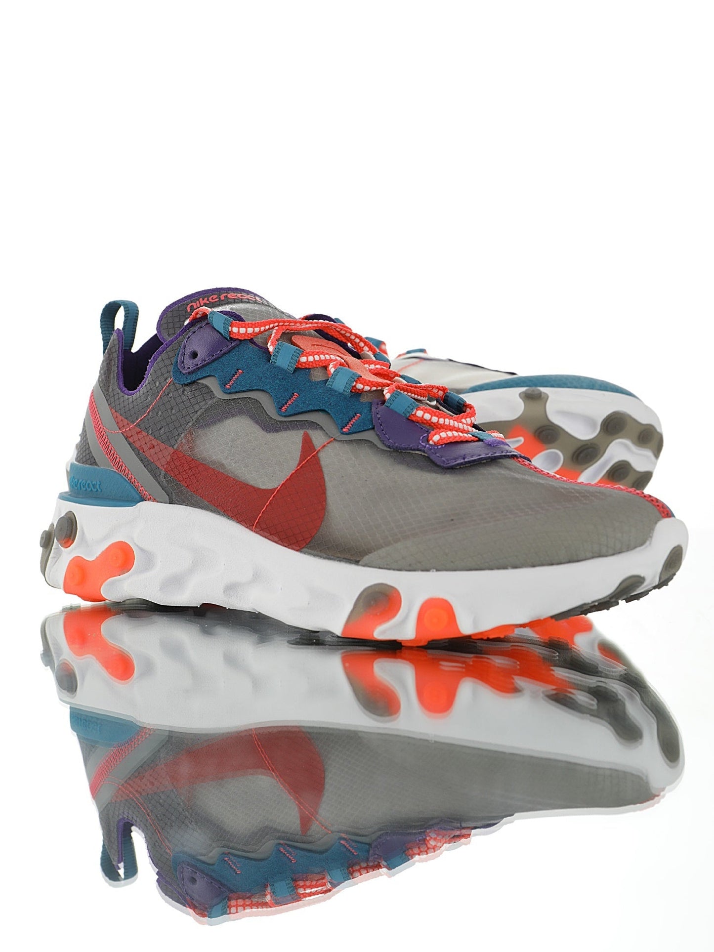 React Element - whatever on 