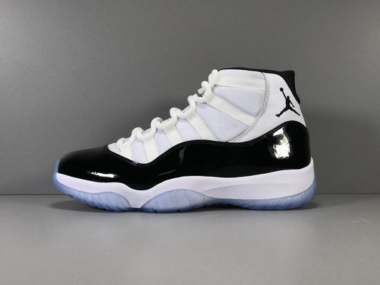 Air Jordan 11 Concord - whatever on 